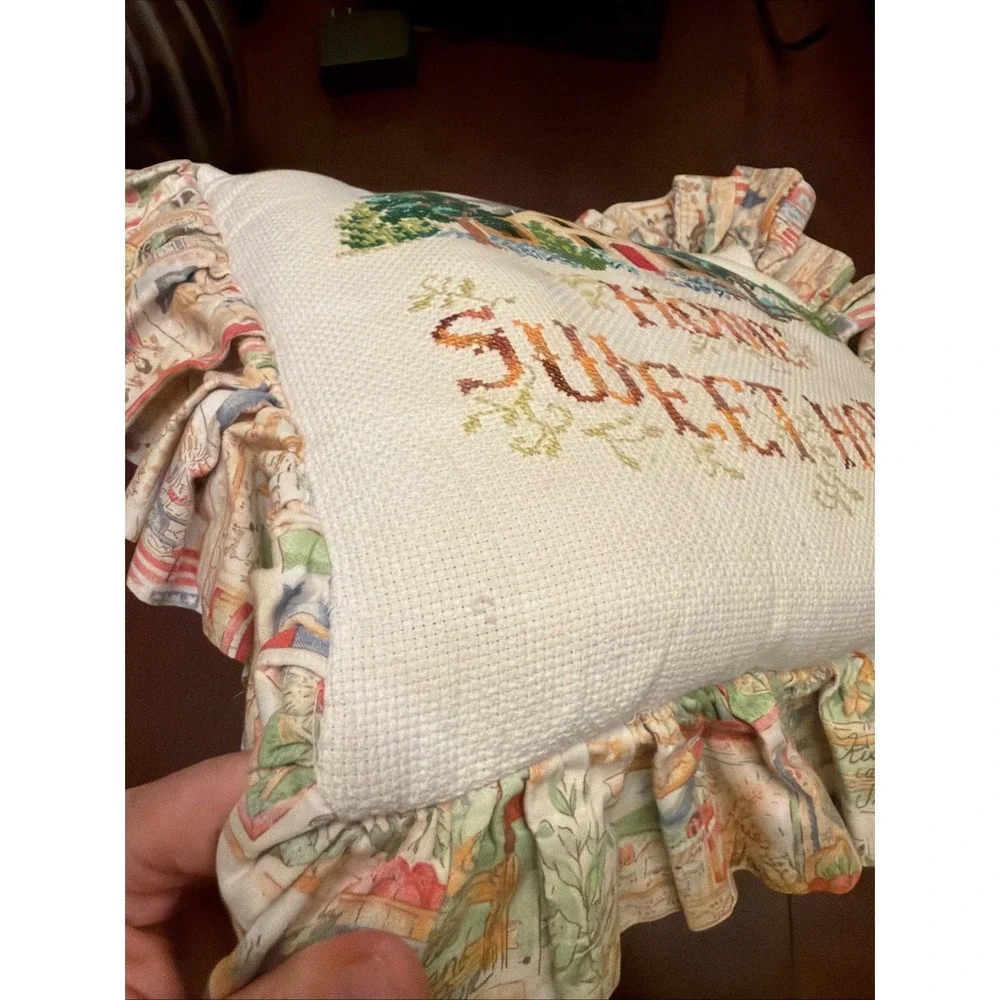Home Sweet Home Farm Country Needlepoint Decorative Pillow Vintage